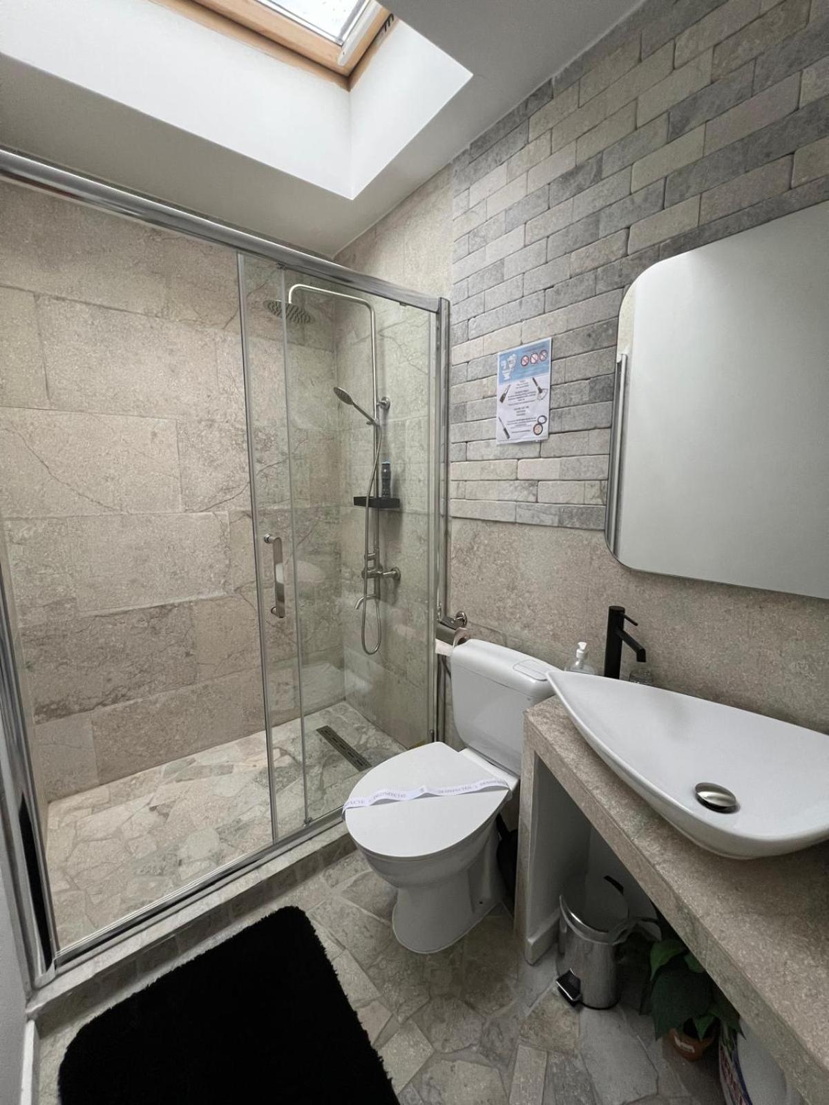 Luxus Cluj Airport Apartments Exteriér fotografie